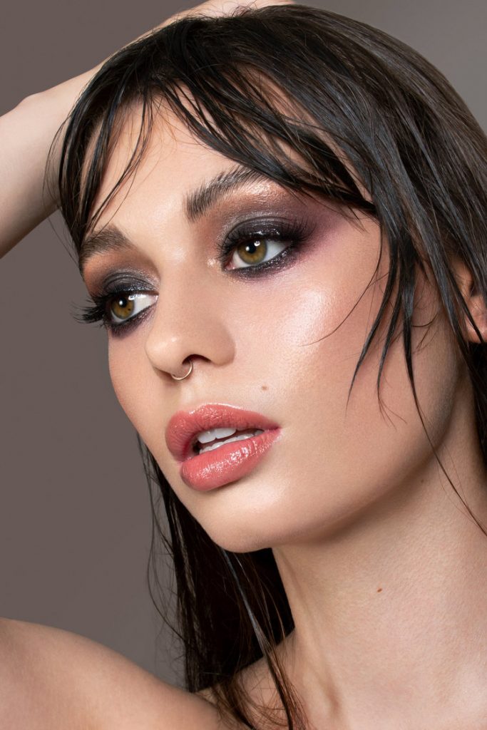 Jordan De Alvia with glossy black eyeshadow.